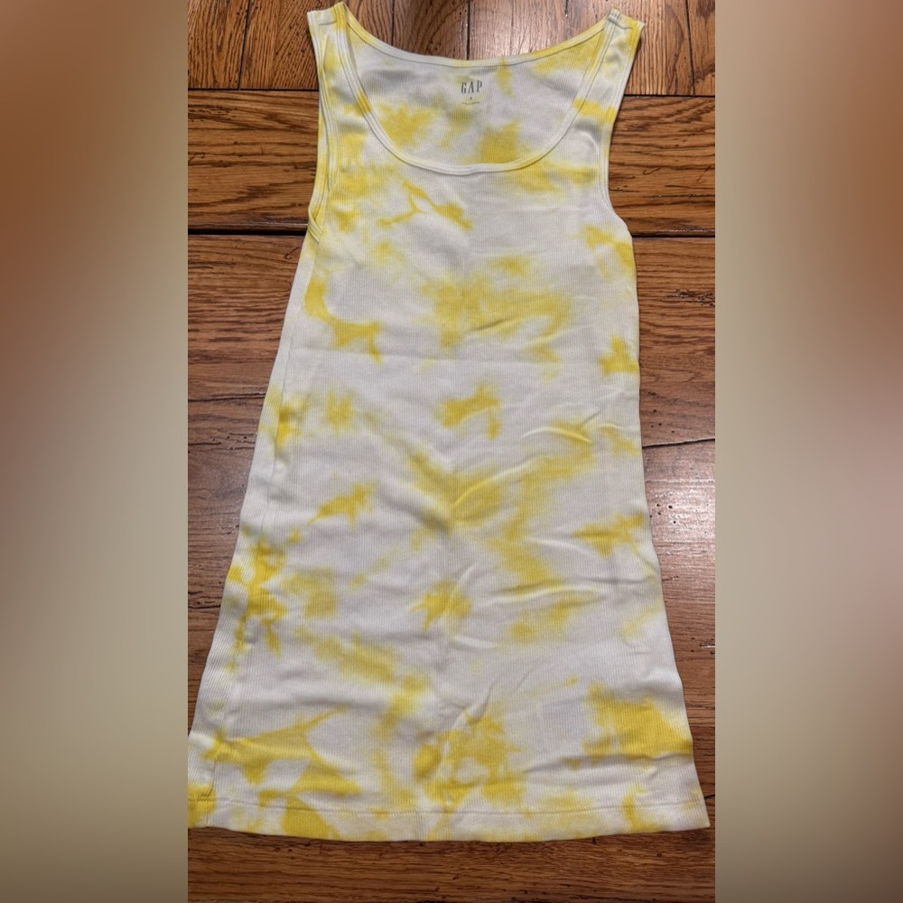 Gap Tank Top